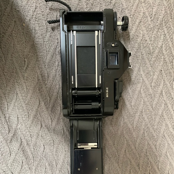 Canon A1 - Picture 4 of 4